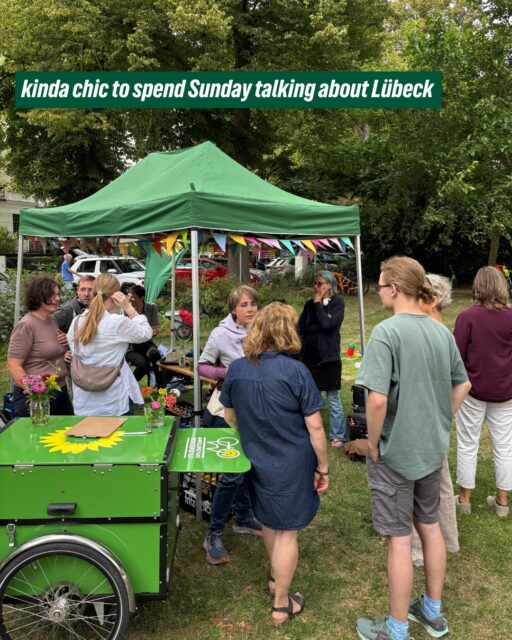 Ein kleiner Rückblick auf einen ziemlich guten Sonntag vor ein paar Wochen.
Viele Gespräche, gute Ideen und ein bisschen Wikinger-Schach – unser Grünes Sommerfest in Lübeck. 🌿
Danke an alle, die dabei waren.